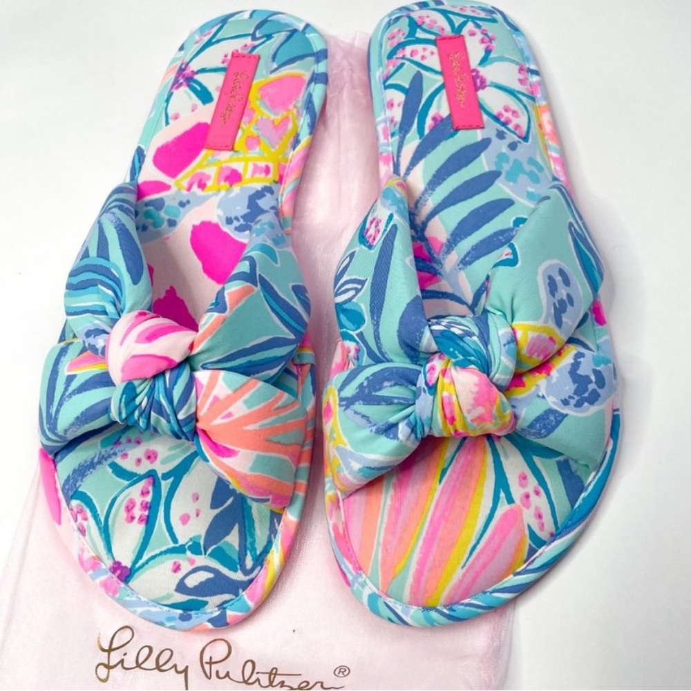 Lilly Pulitzer bright colored pool slipper size SM (7/8)